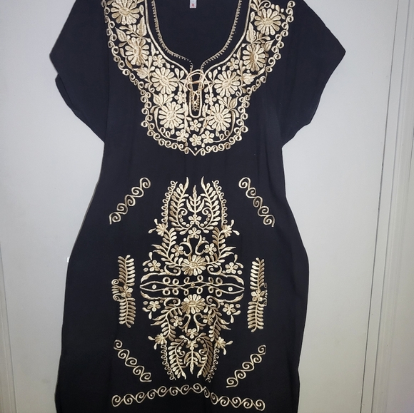 Mexican Elegant Black and Gold Embroidered Midi Dress - Picture 10 of 15